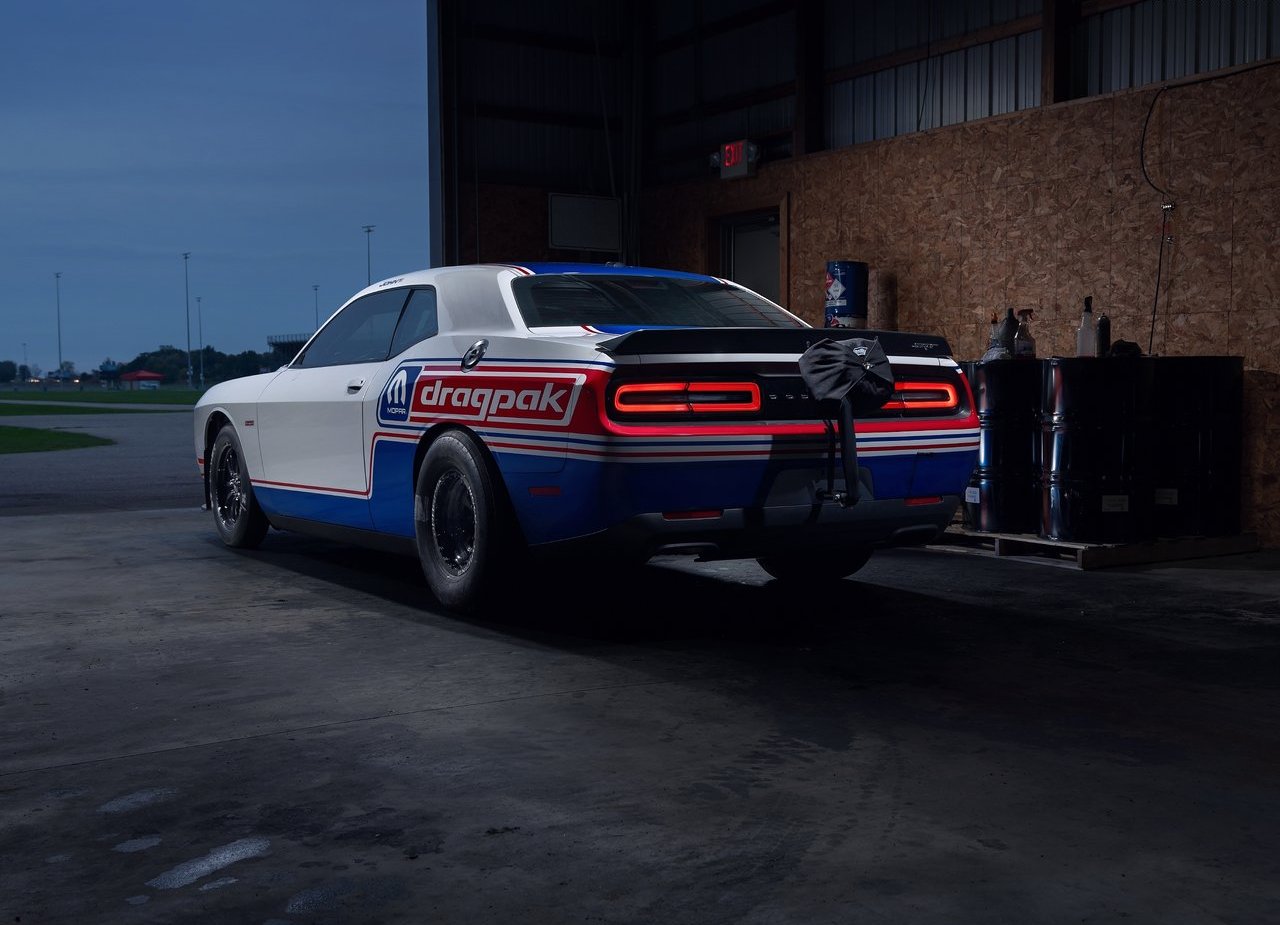 DODGE CHALLENGER MOPAR DRAG PAK, foto 3