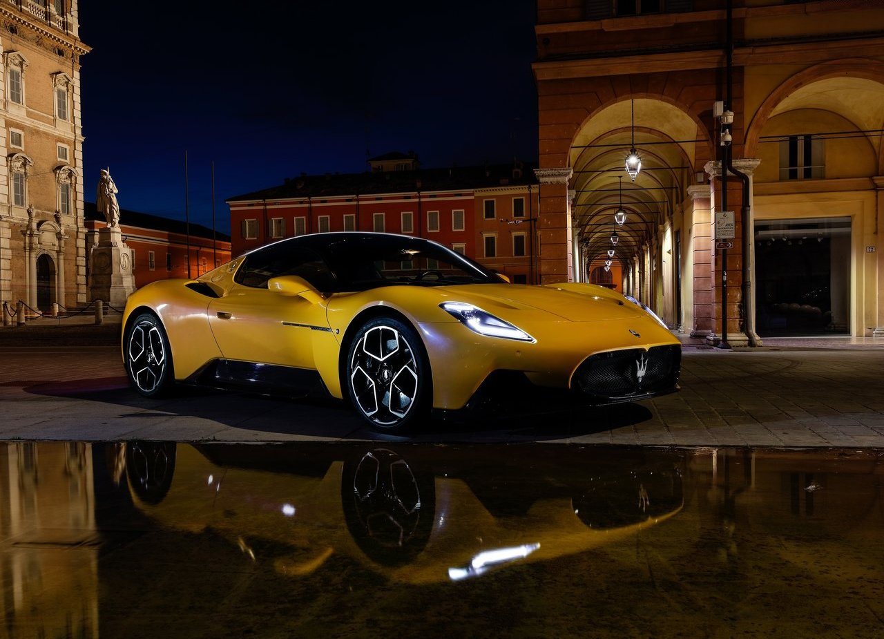 MASERATI MC20, foto 2