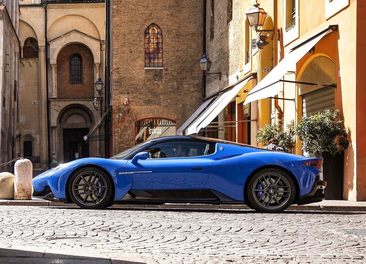 MASERATI MC20, foto 22
