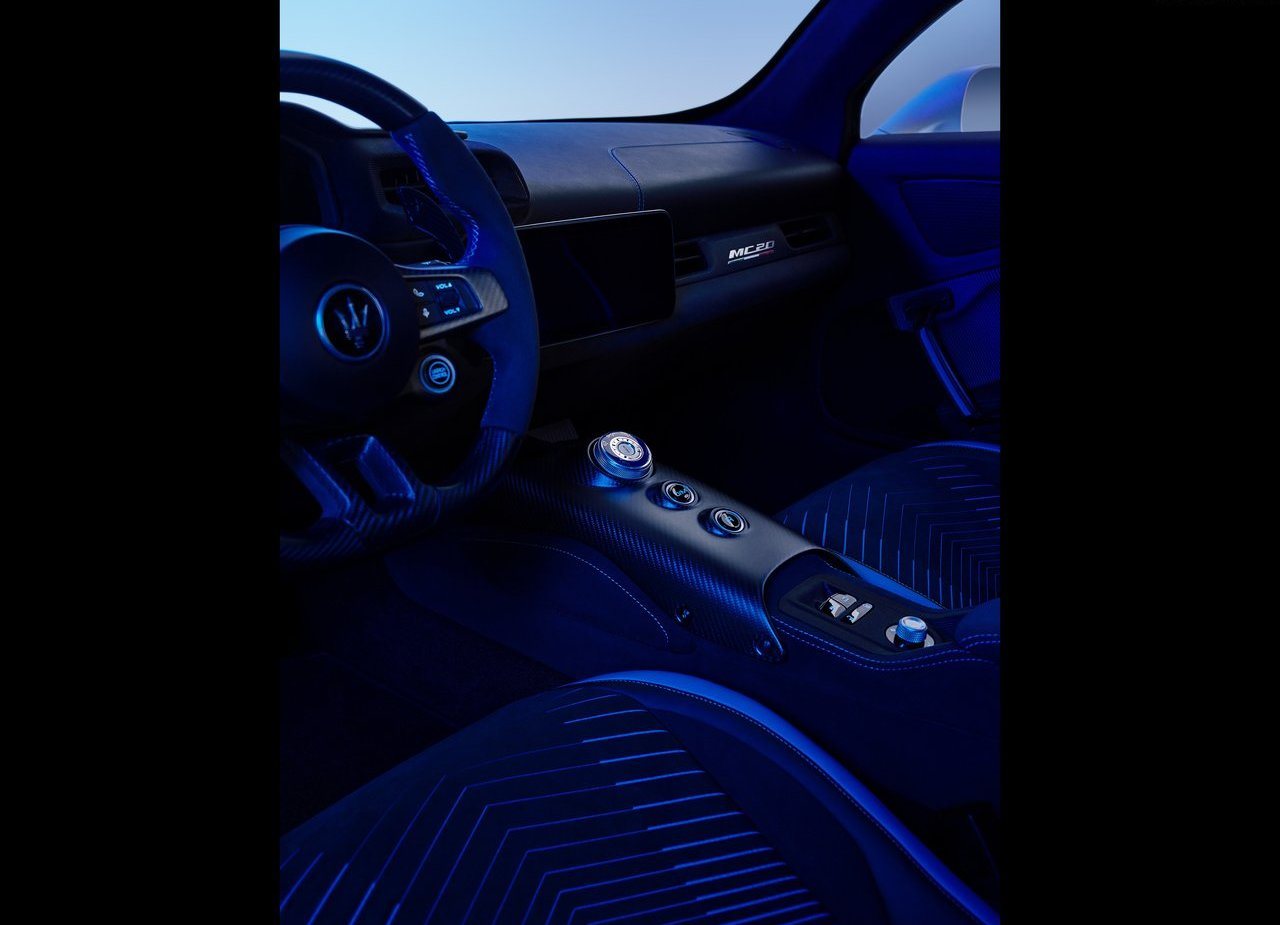 MASERATI MC20, foto 99