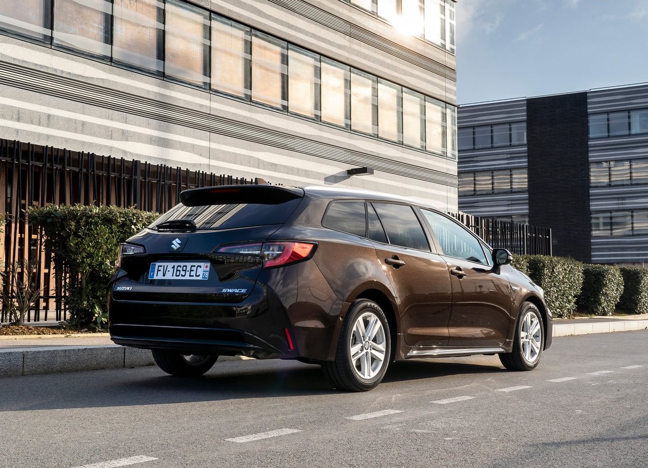 2021 - SUZUKI SWACE, foto 26