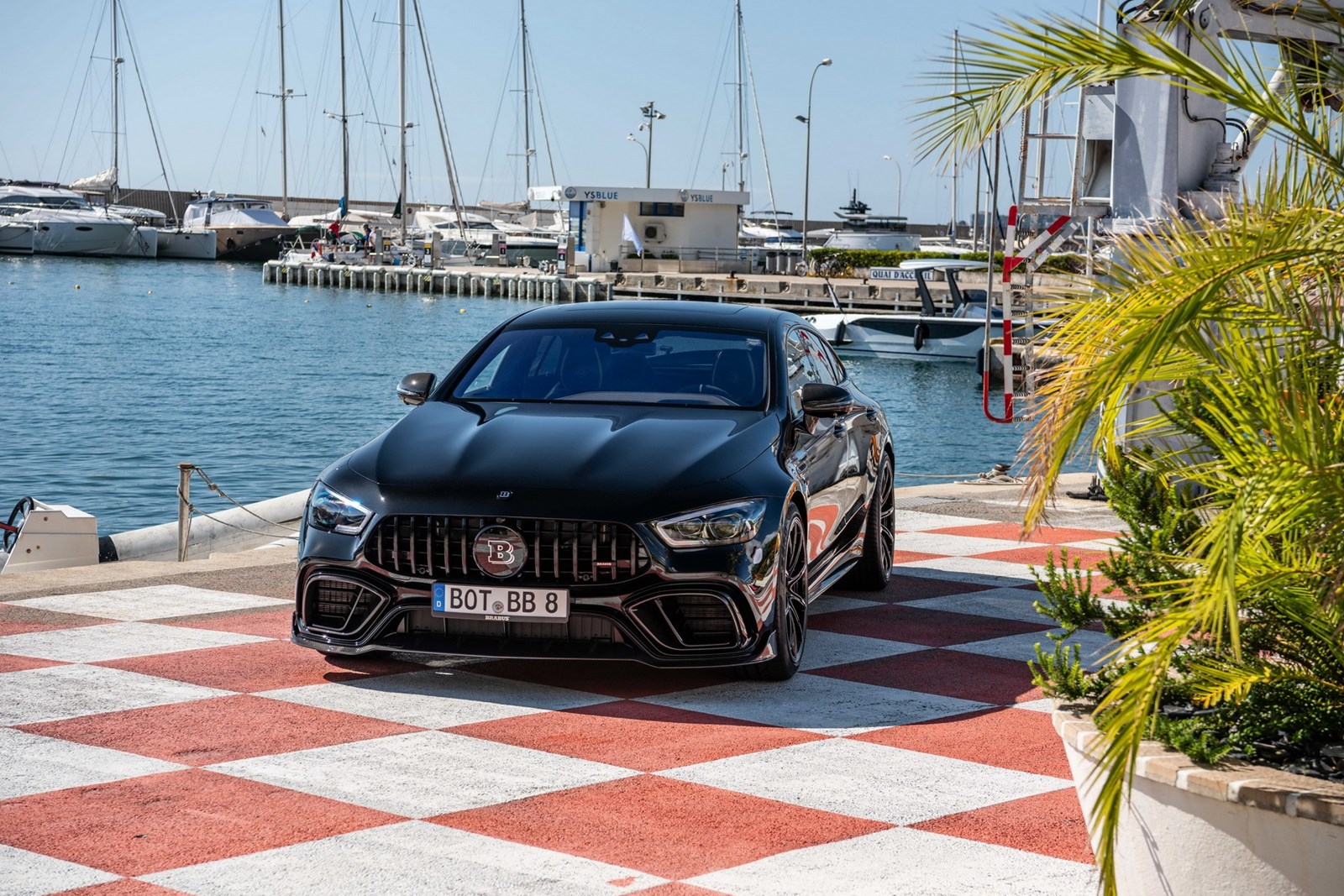 MERCEDES-AMG GT 4-DOOR BRABUS 800, foto 13