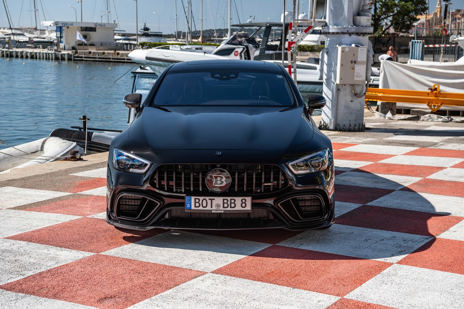 MERCEDES-AMG GT 4-DOOR BRABUS 800, foto 39