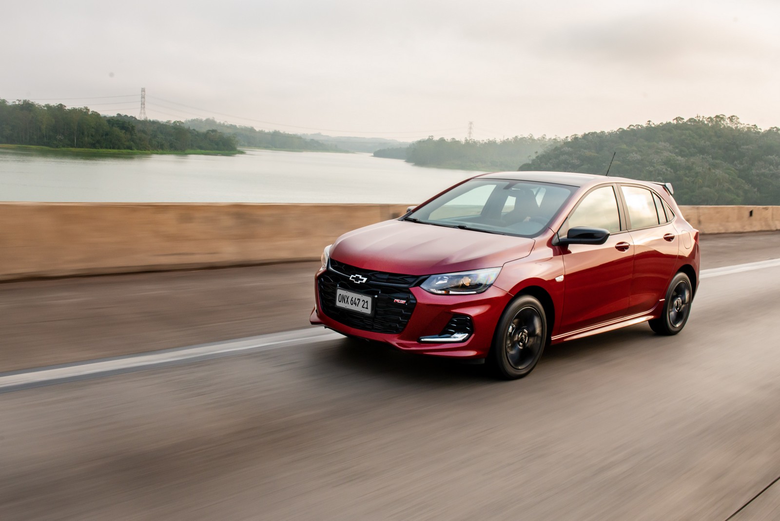 2021 - CHEVROLET ONIX RS, foto 3