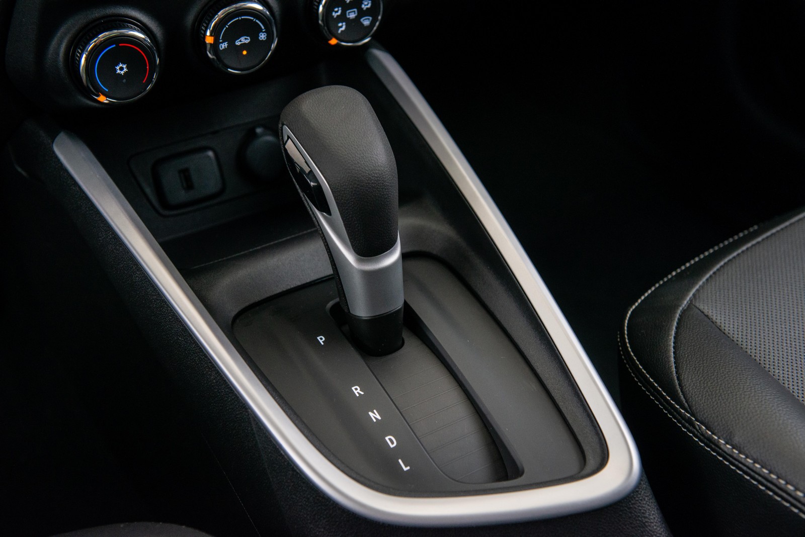 CHEVROLET ONIX PLUS MIDNIGHT, foto 17
