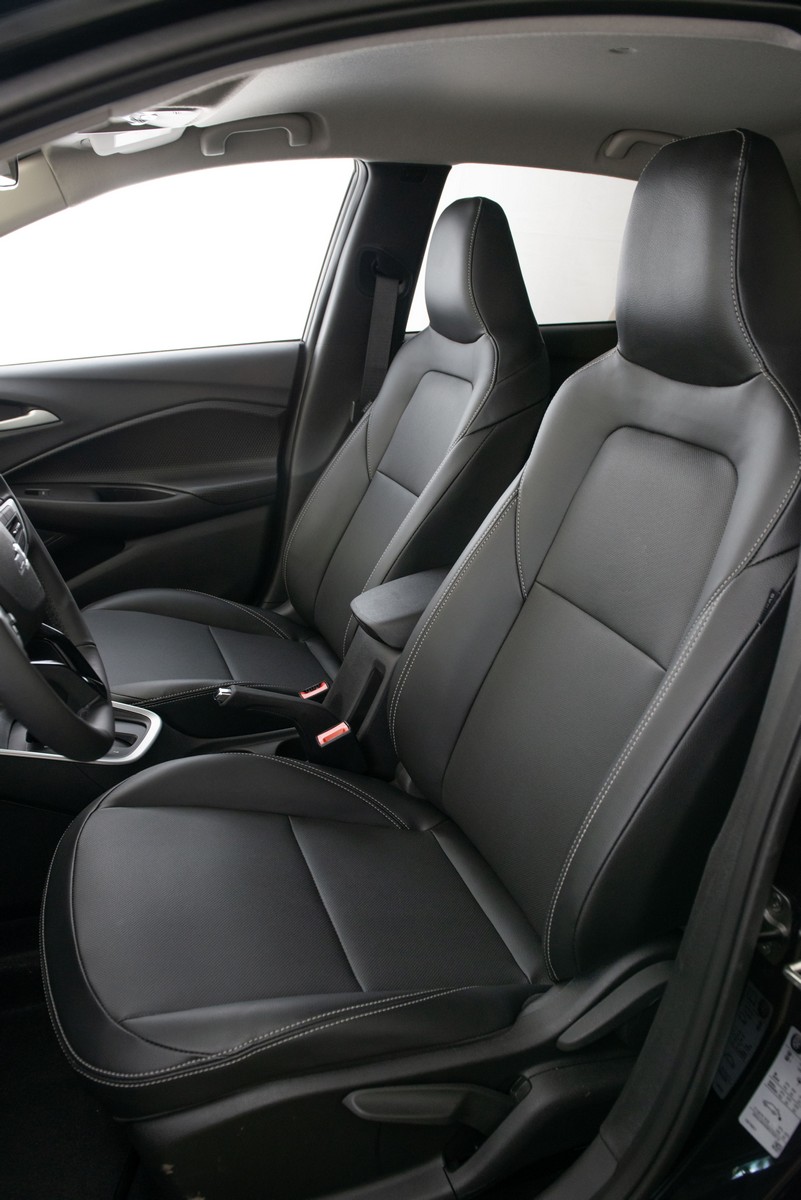 CHEVROLET ONIX PLUS MIDNIGHT, foto 24
