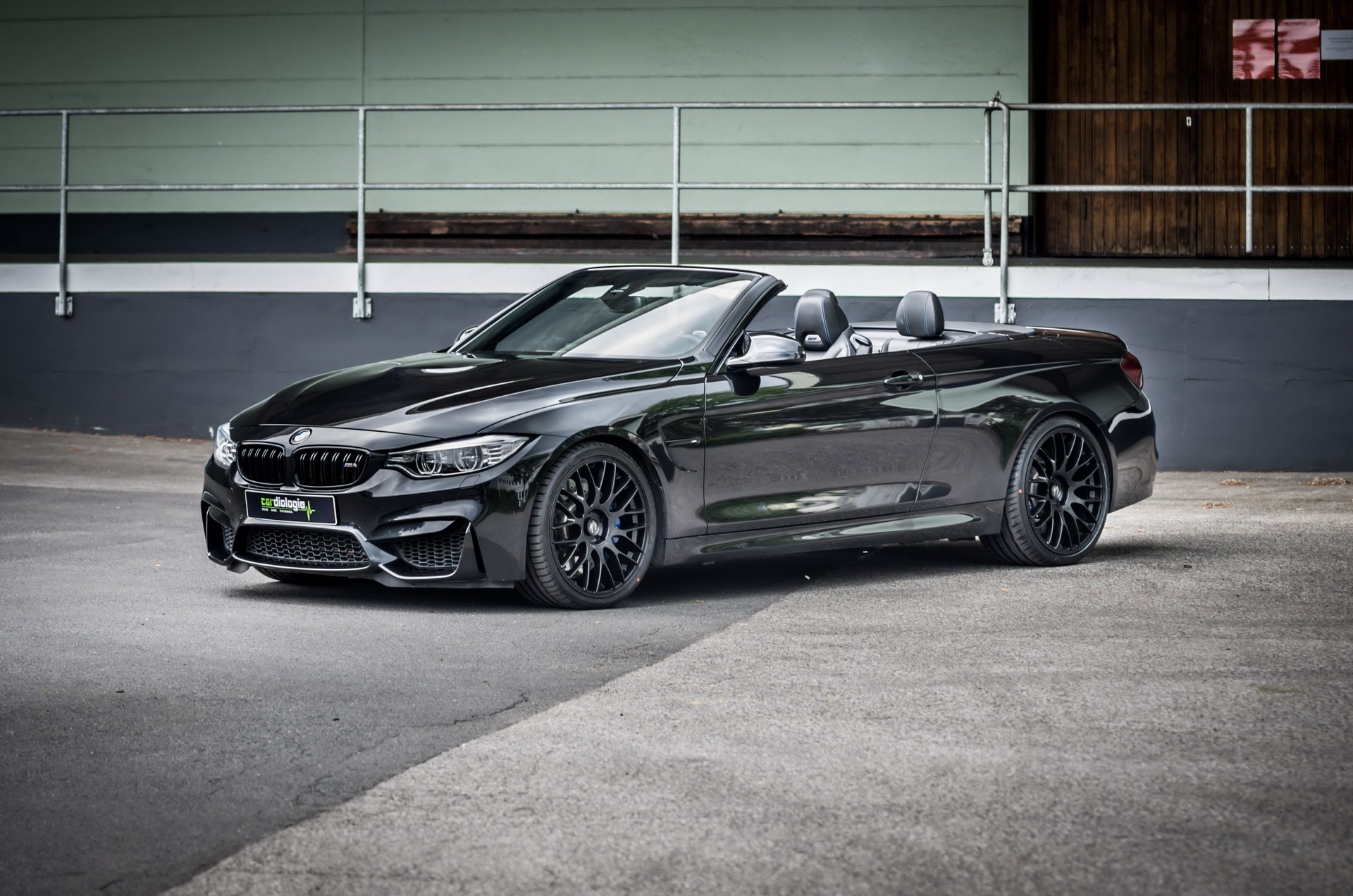 2020 - BMW M4 CABRIO BY BARRACUDA & CARDIOLOGIE, foto 1