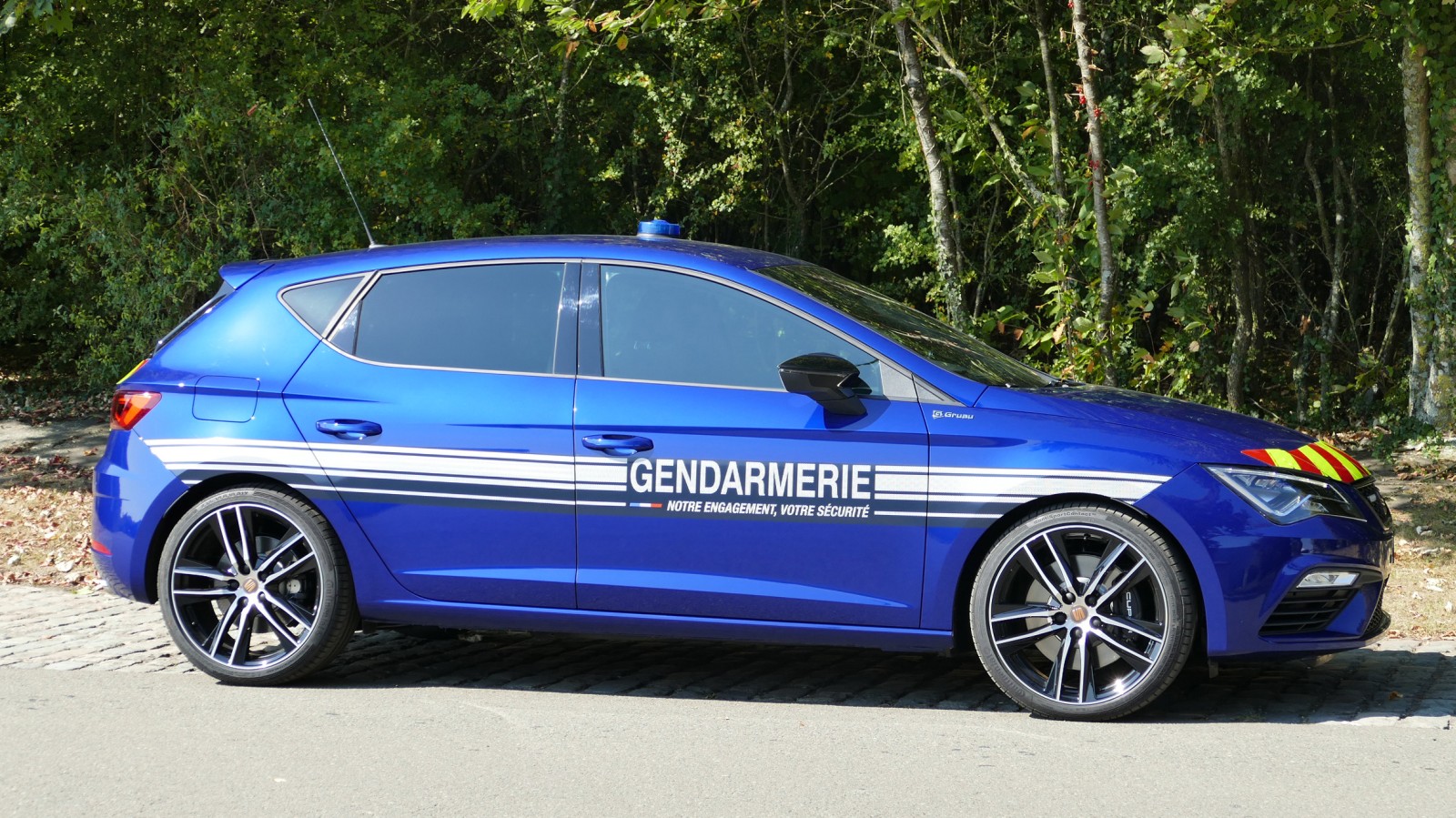 2020 - SEAT LEÓN CUPRA FRENCH POLICE, foto 2