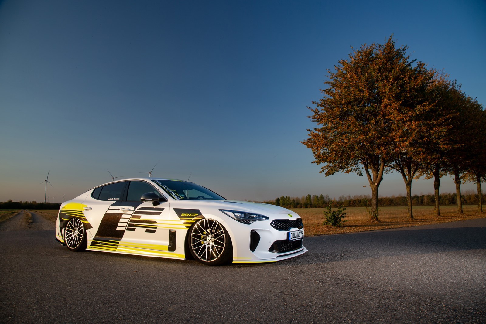 2020 - KIA STINGER BY AMJ-FAHRZEUGDESIGN, foto 2