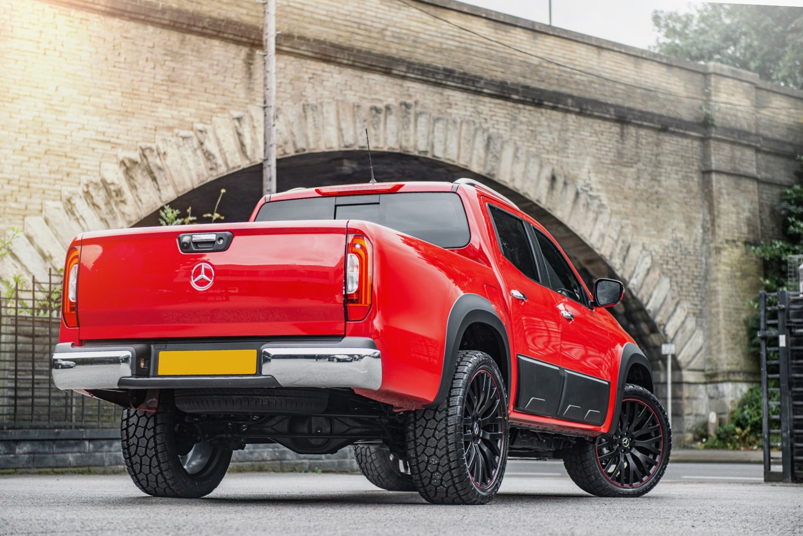 MERCEDES-BENZ X BY KAHN DESIGN, foto 2