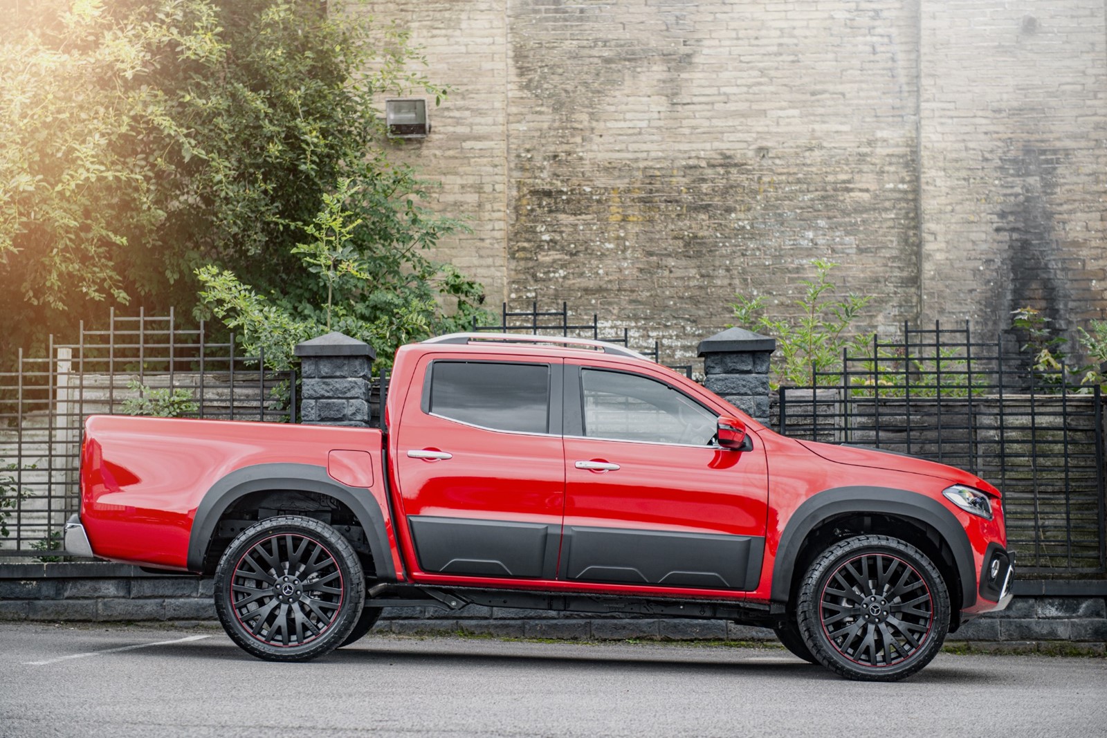 MERCEDES-BENZ X BY KAHN DESIGN, foto 3