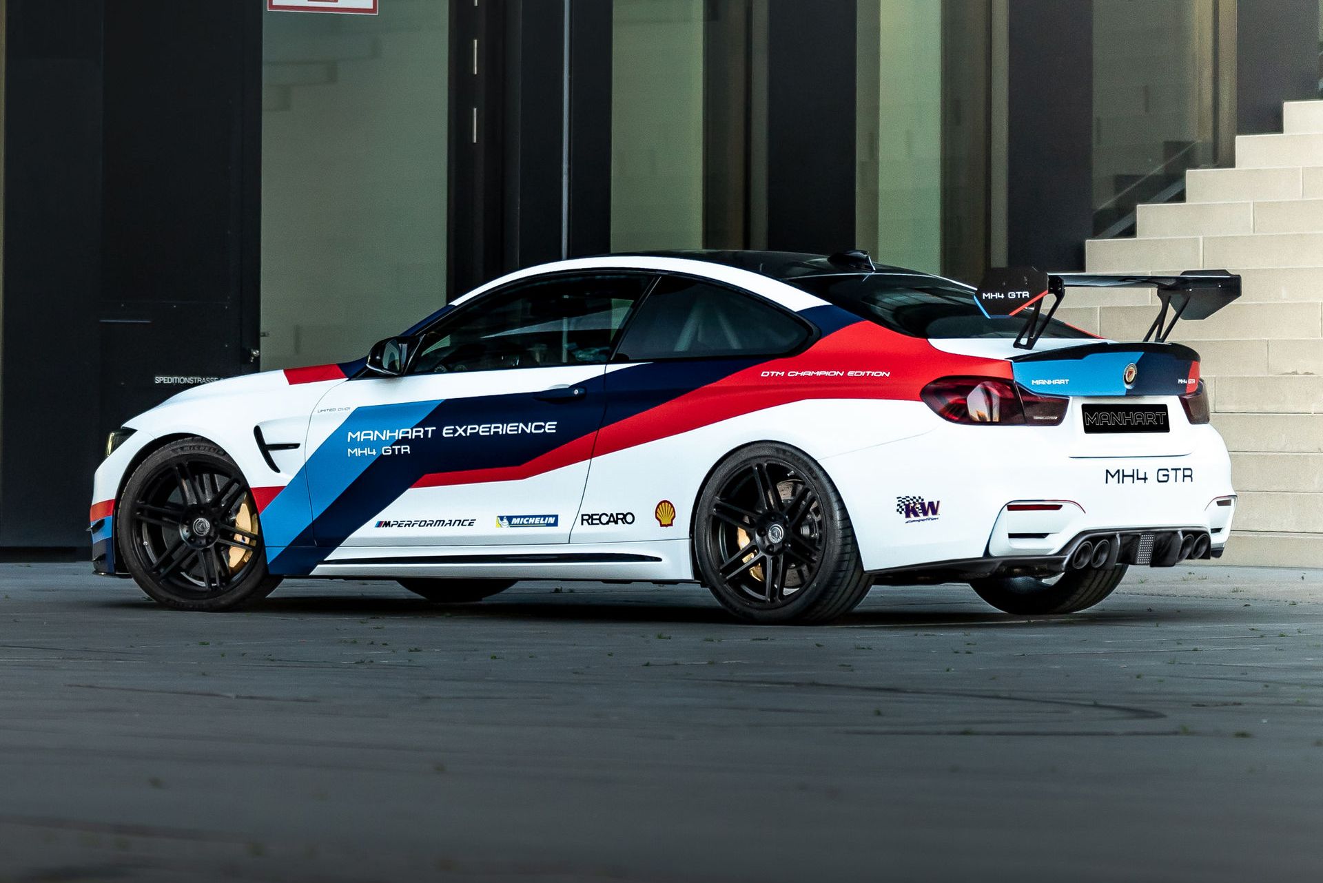 BMW M4 COUPE MH4 GTR BY MANHART, foto 16