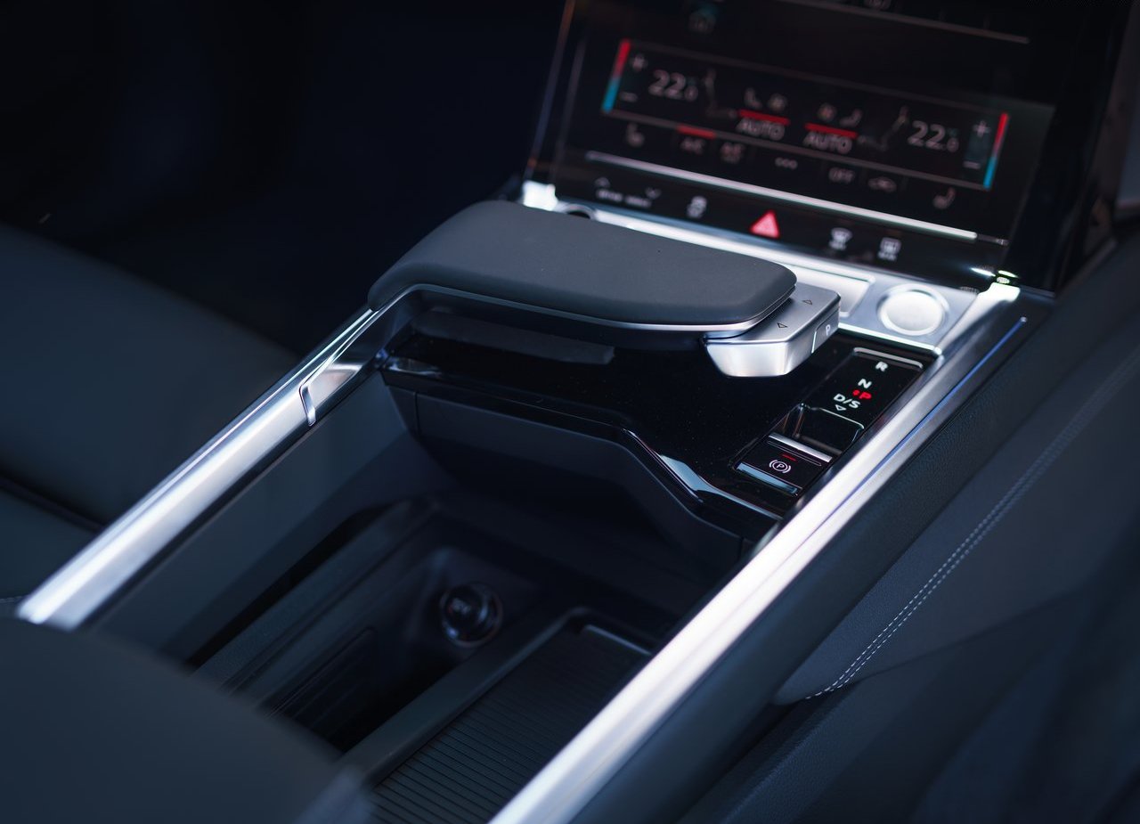 2021 - AUDI E-TRON SPORTBACK UK VERSION, foto 51
