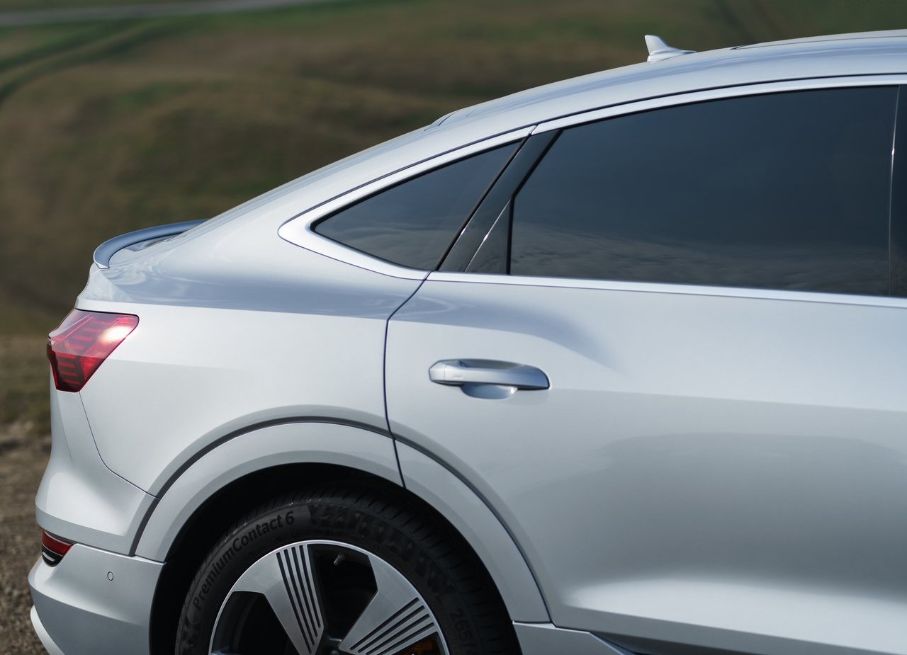 2021 - AUDI E-TRON SPORTBACK UK VERSION, foto 101