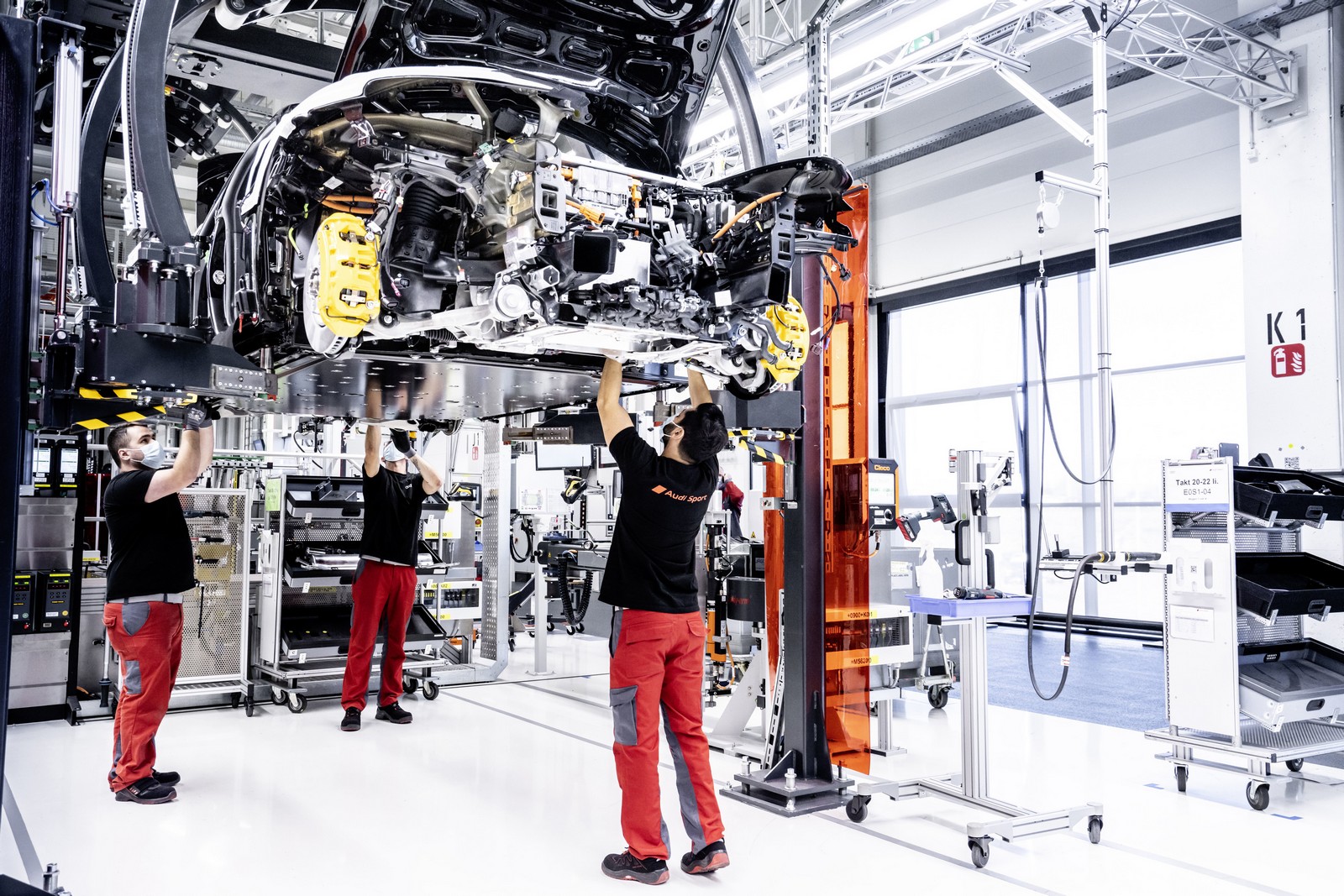 AUDI E-TRON GT TEASER, foto 13