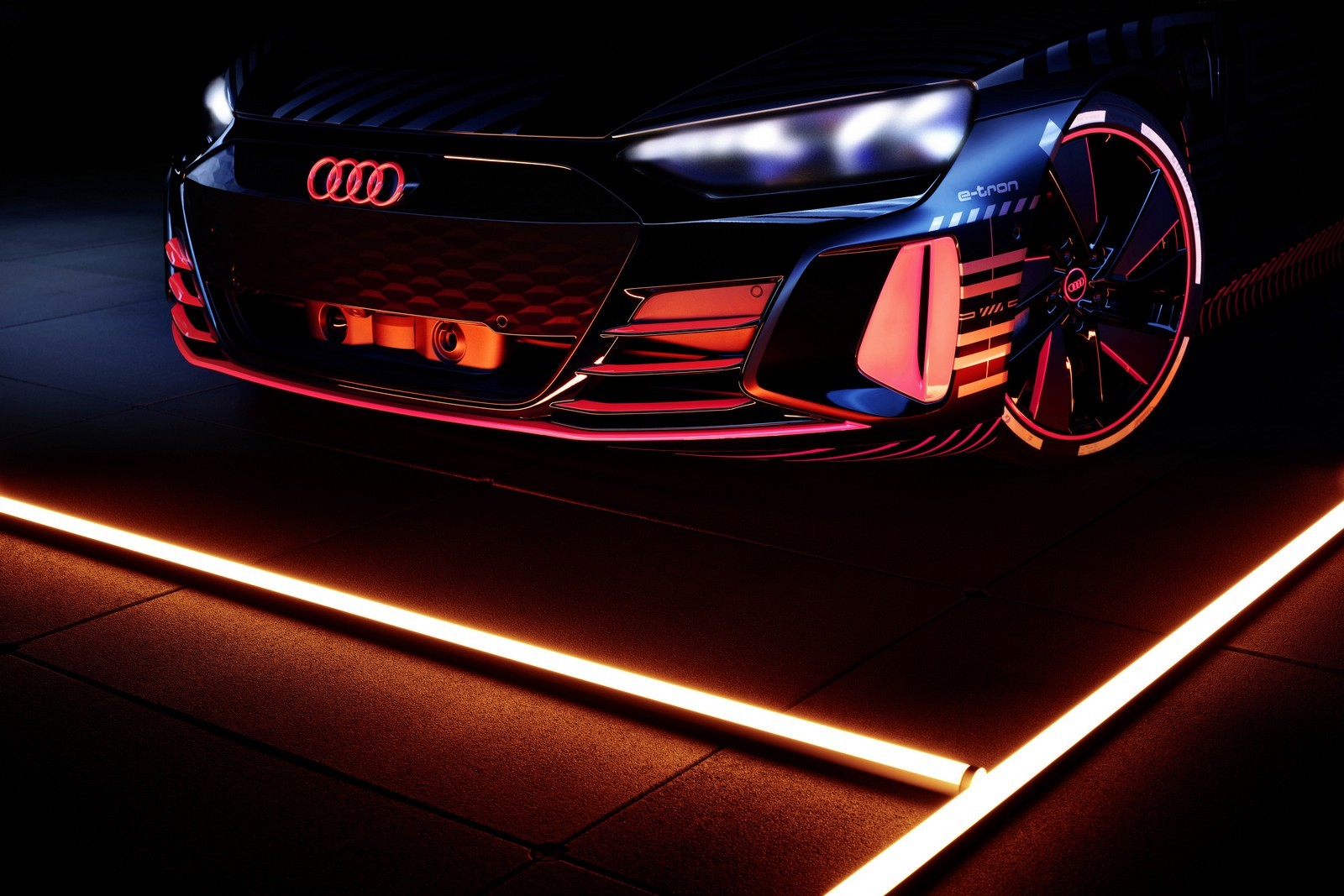 AUDI E-TRON GT TEASER, foto 28