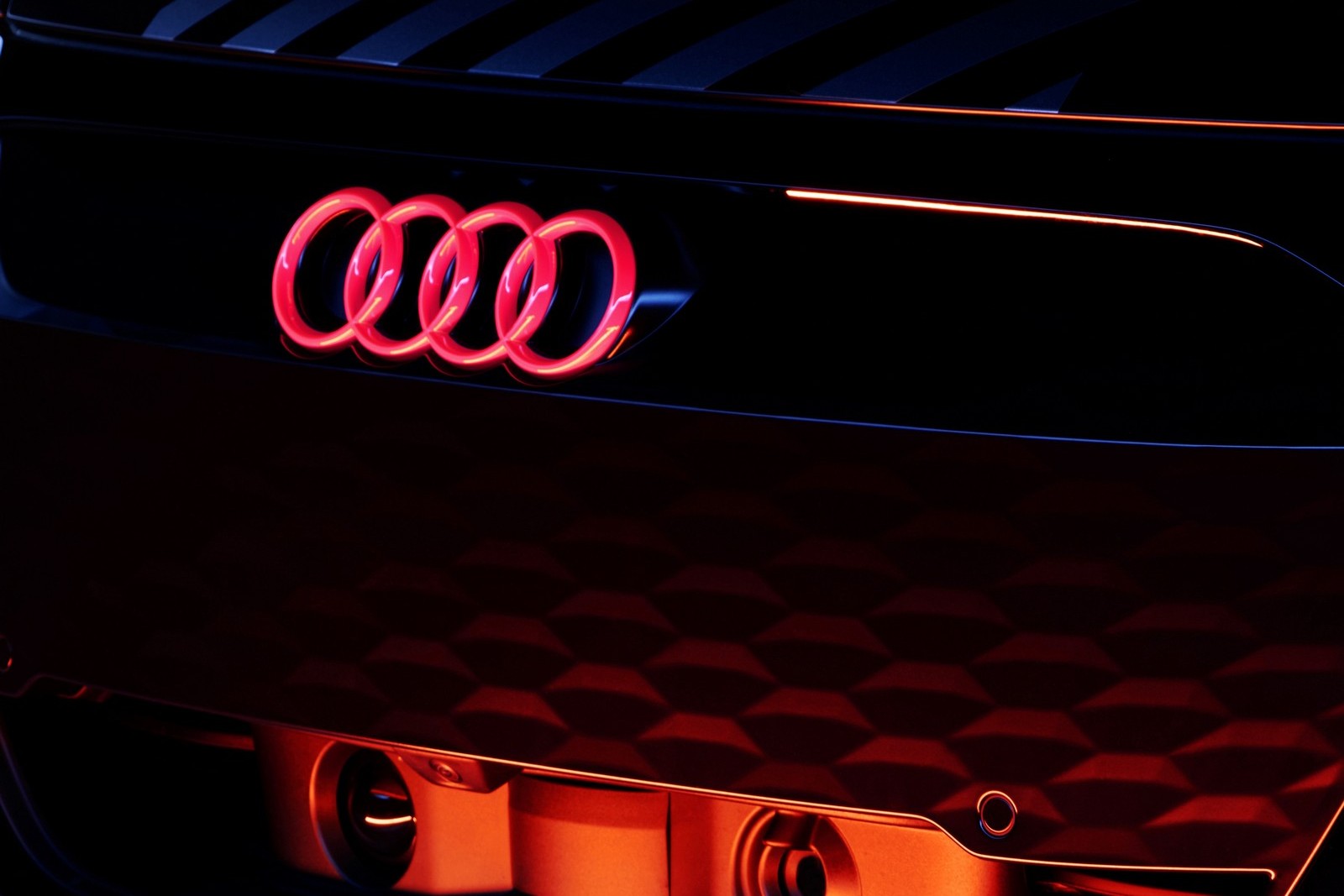 AUDI E-TRON GT TEASER, foto 31