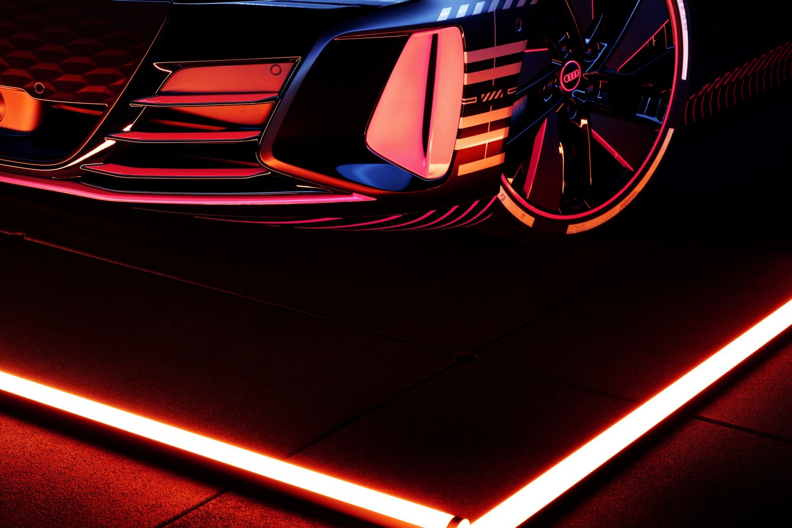 AUDI E-TRON GT TEASER, foto 32