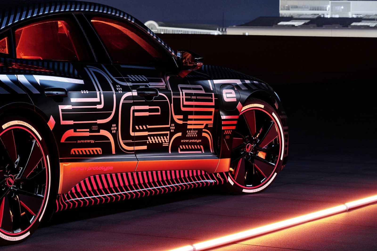 AUDI E-TRON GT TEASER, foto 48