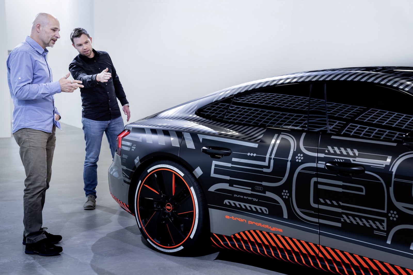 AUDI E-TRON GT TEASER, foto 61
