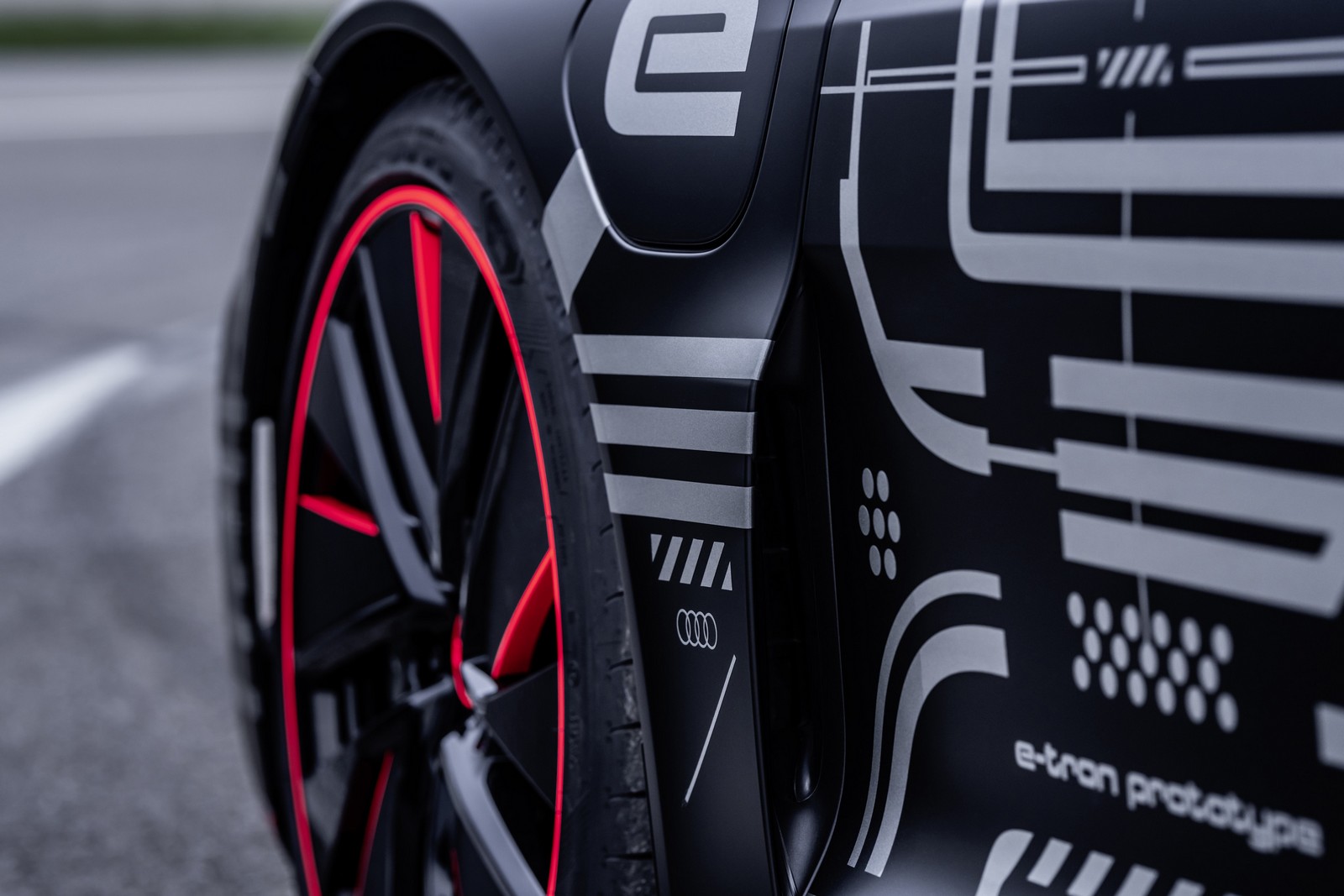 AUDI E-TRON GT TEASER, foto 72