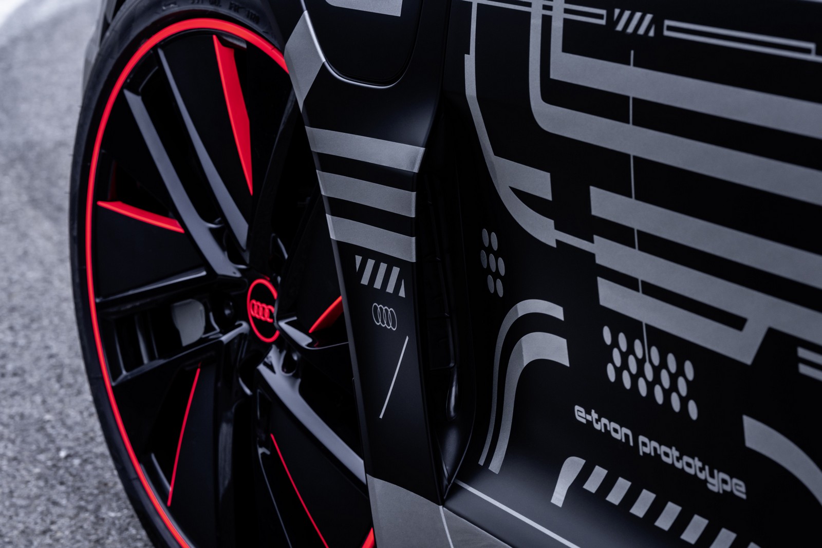 AUDI E-TRON GT TEASER, foto 75