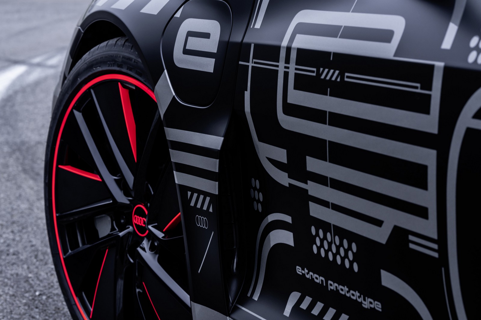 AUDI E-TRON GT TEASER, foto 76