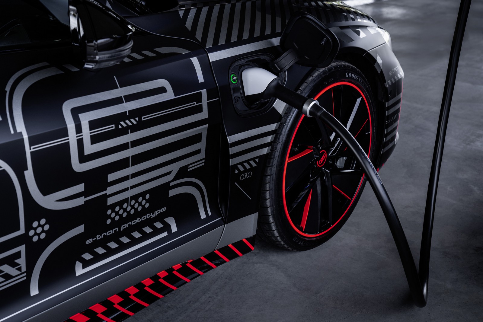 AUDI E-TRON GT TEASER, foto 79