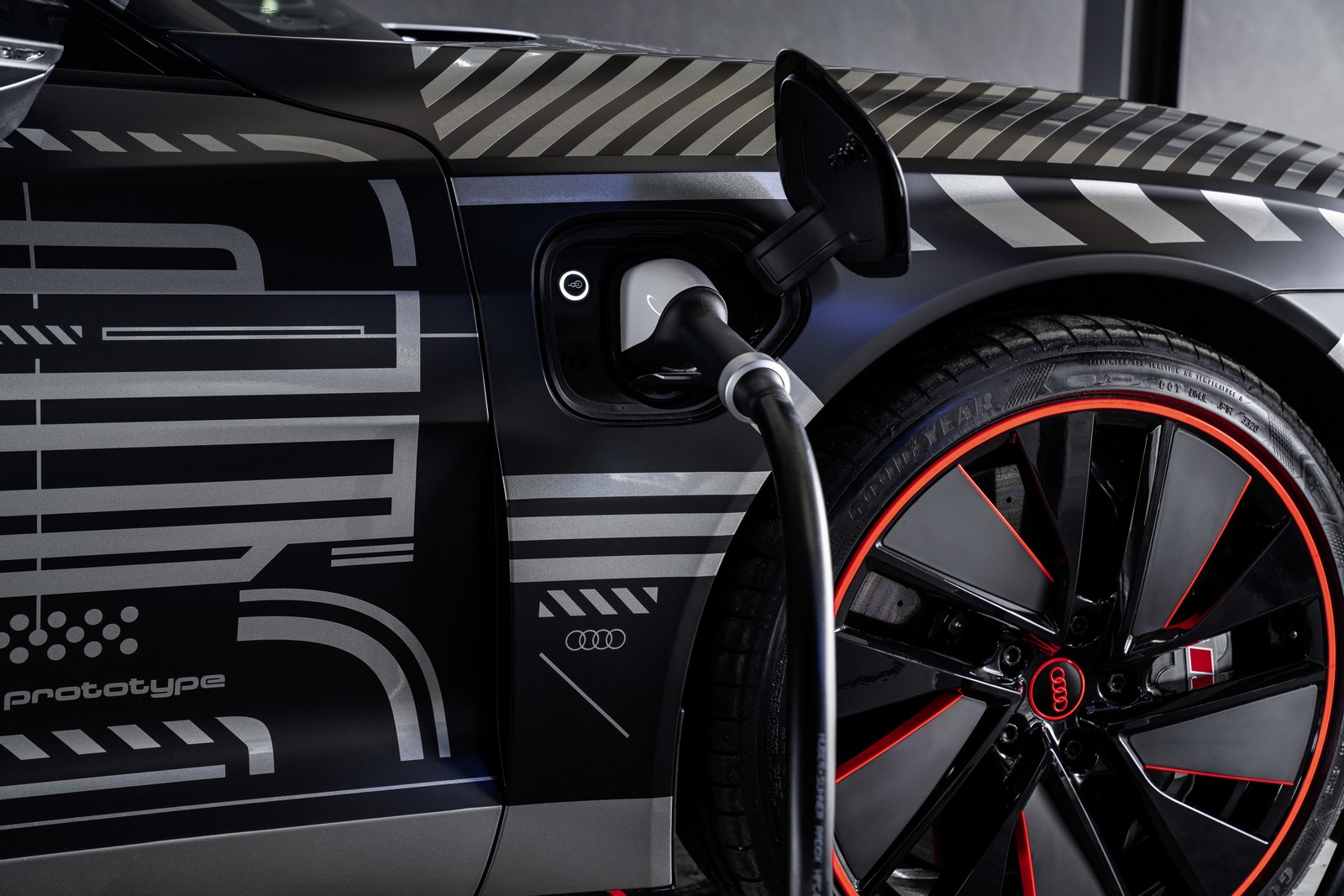 AUDI E-TRON GT TEASER, foto 81