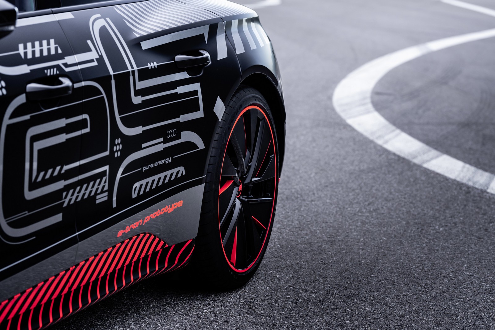 AUDI E-TRON GT TEASER, foto 88