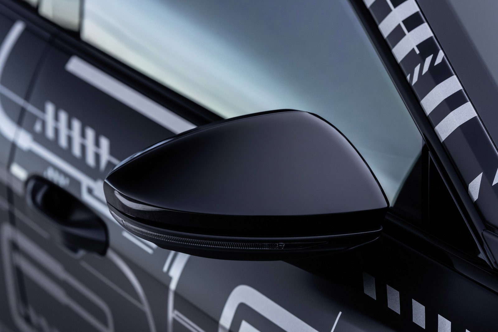 AUDI E-TRON GT TEASER, foto 94