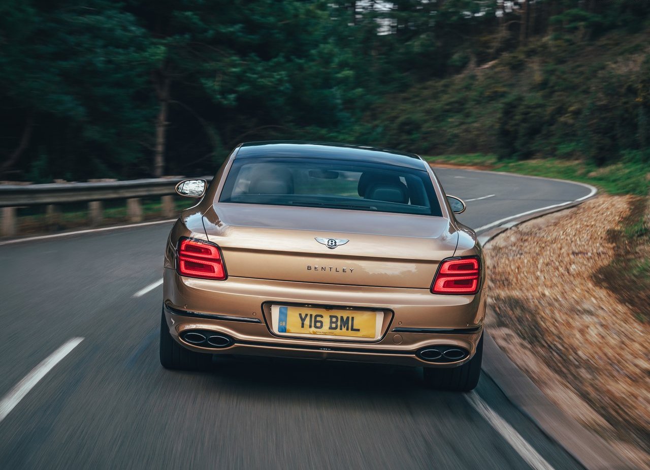 2021 - BENTLEY FLYING SPUR V8, foto 34