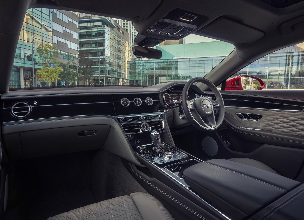 2021 - BENTLEY FLYING SPUR V8, foto 37