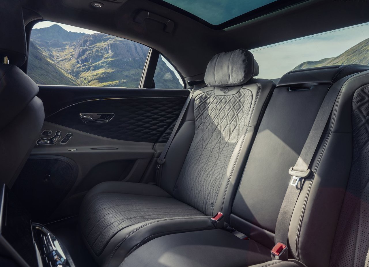 2021 - BENTLEY FLYING SPUR V8, foto 39