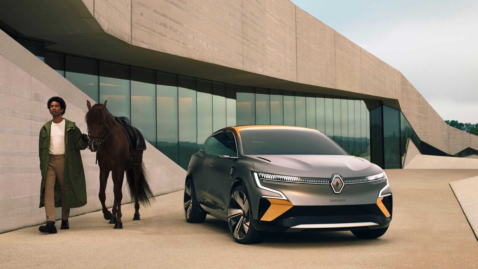 2021 - RENAULT MÉGANE eVISION, foto 2