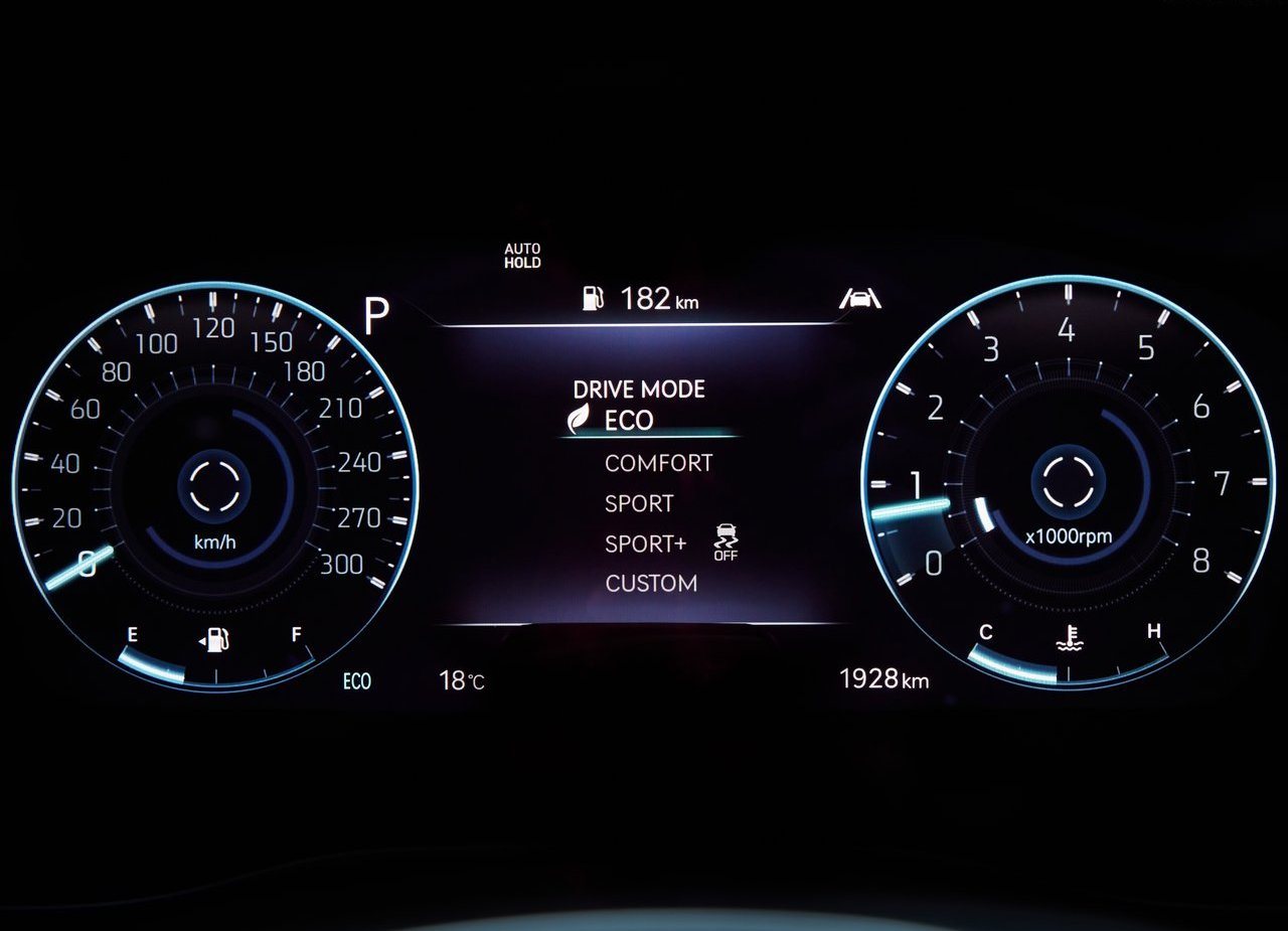 2022 - GENESIS G70, foto 137