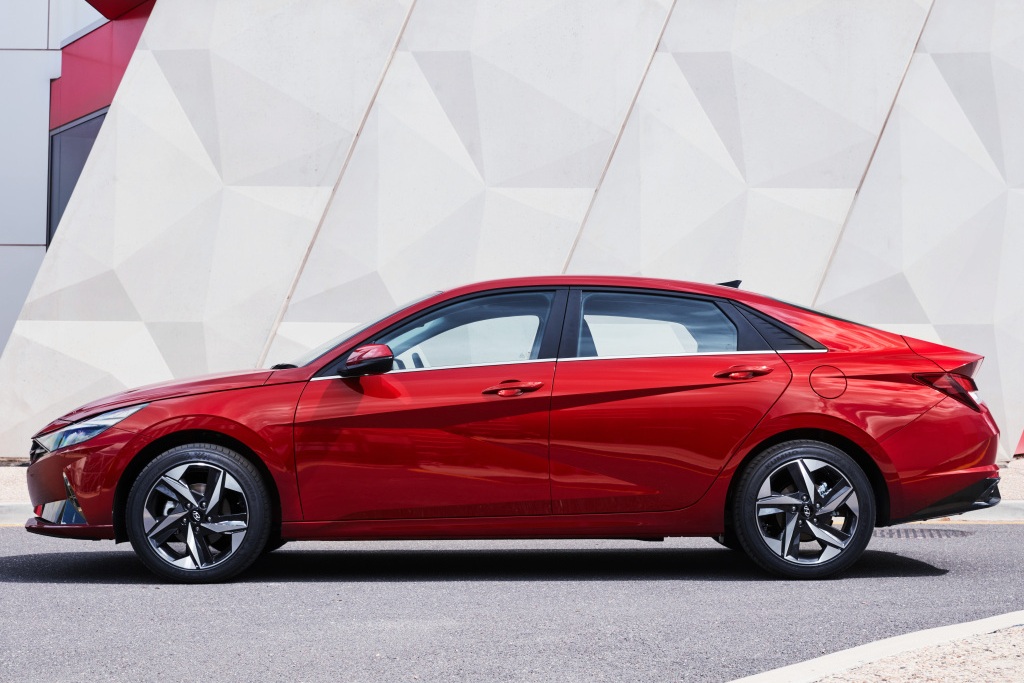HYUNDAI i30 SEDAN, foto 4