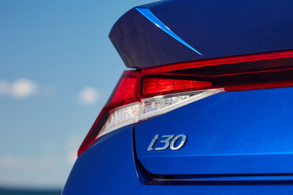 HYUNDAI i30 SEDAN, foto 42