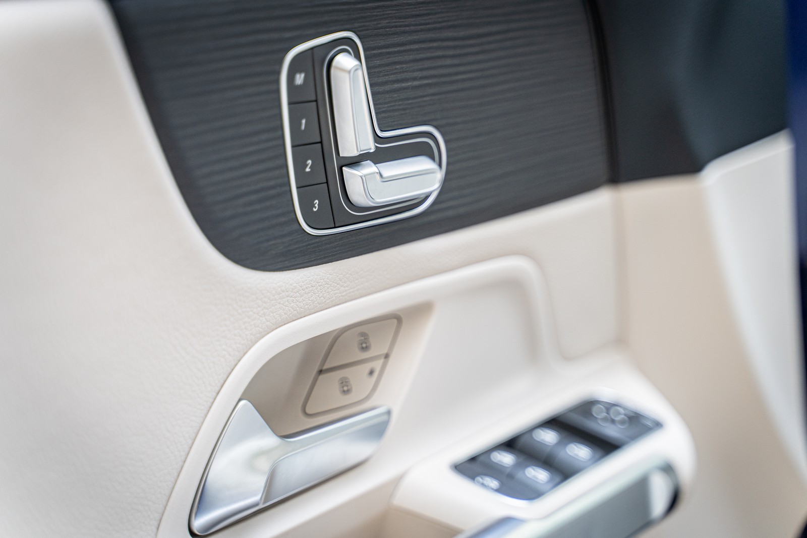 MERCEDES-BENZ GLB 200 LAUNCH EDITION, foto 87