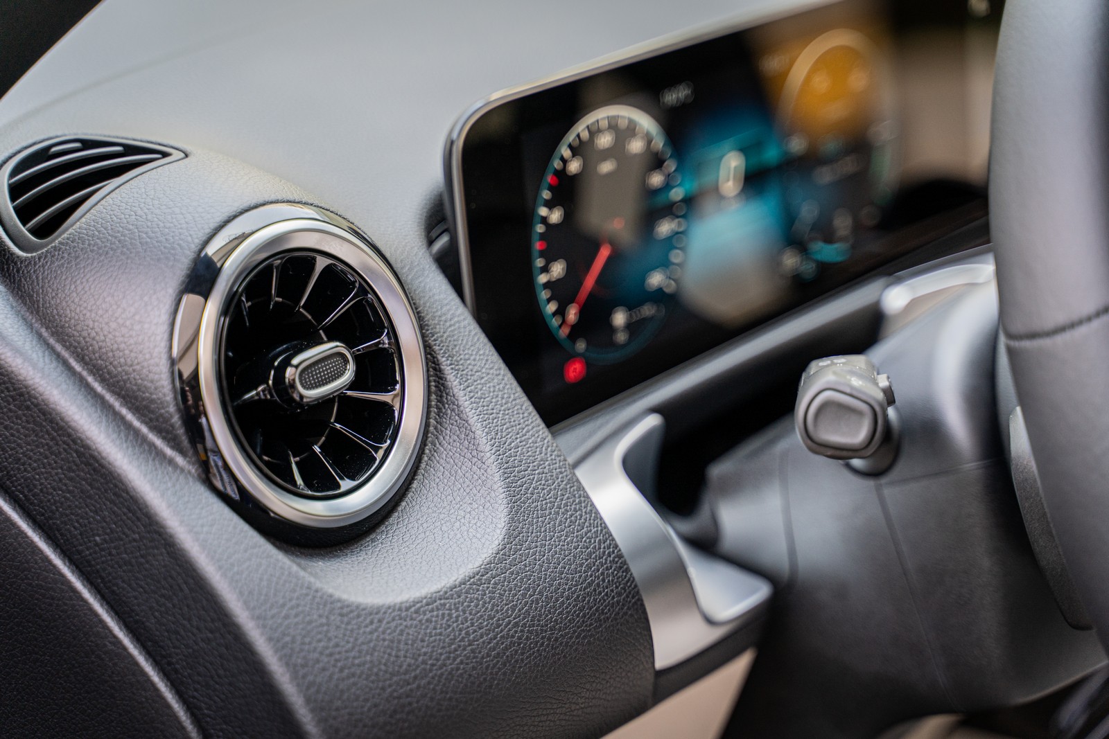 MERCEDES-BENZ GLB 200 LAUNCH EDITION, foto 90