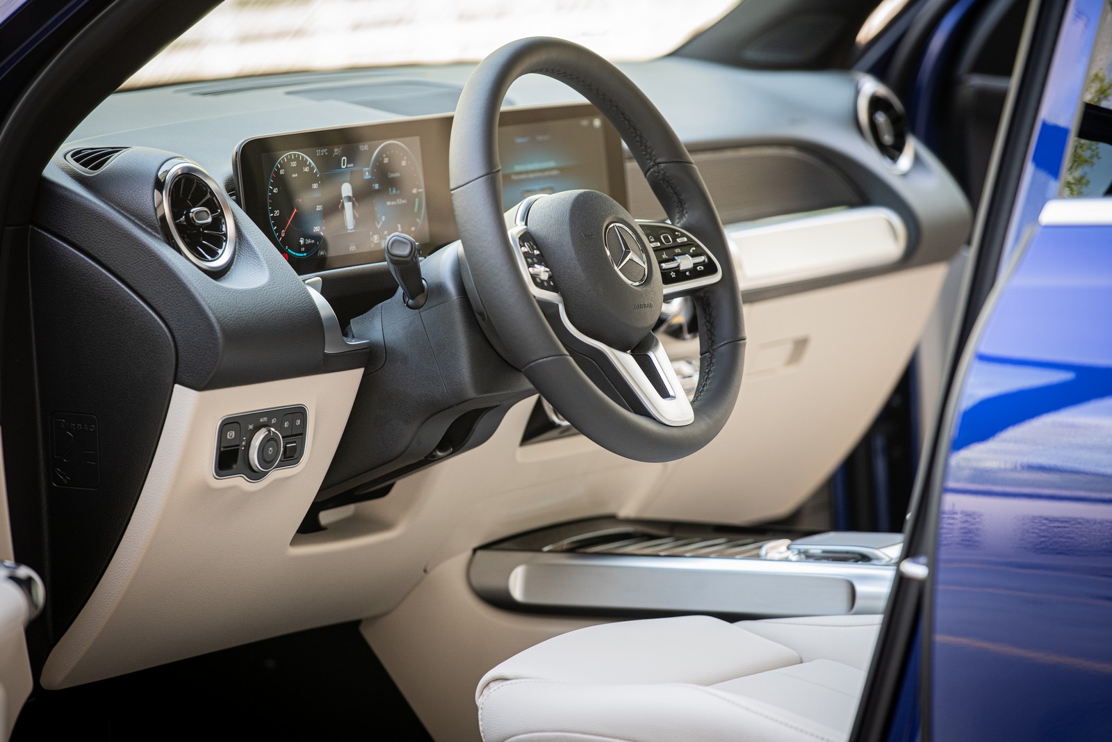 MERCEDES-BENZ GLB 200 LAUNCH EDITION, foto 104