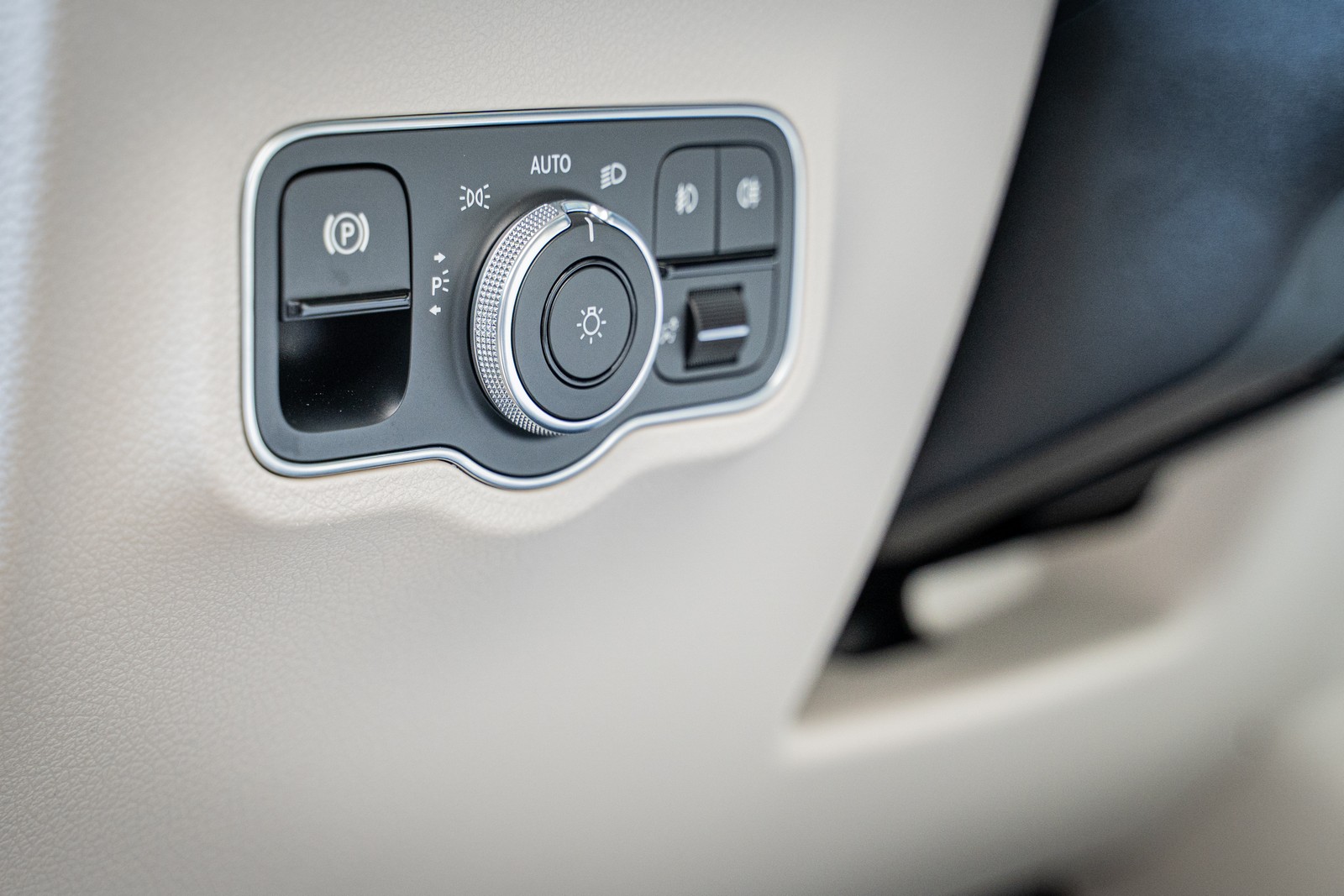MERCEDES-BENZ GLB 200 LAUNCH EDITION, foto 117