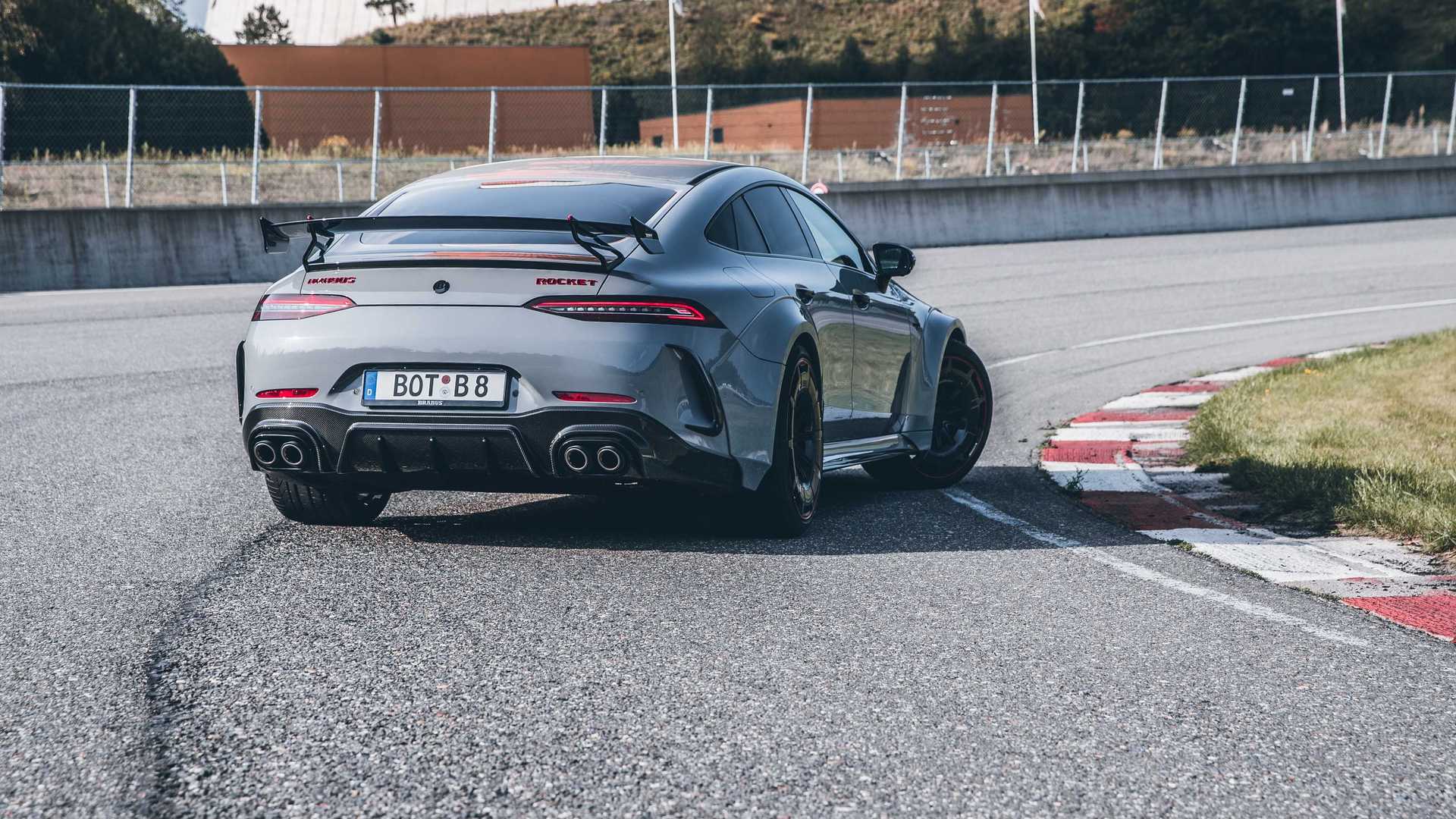 2020 - MERCEDES-AMG GT 63 S 4-DOOR BRABUS ROCKET 900 'ONE OF TEN', foto 28