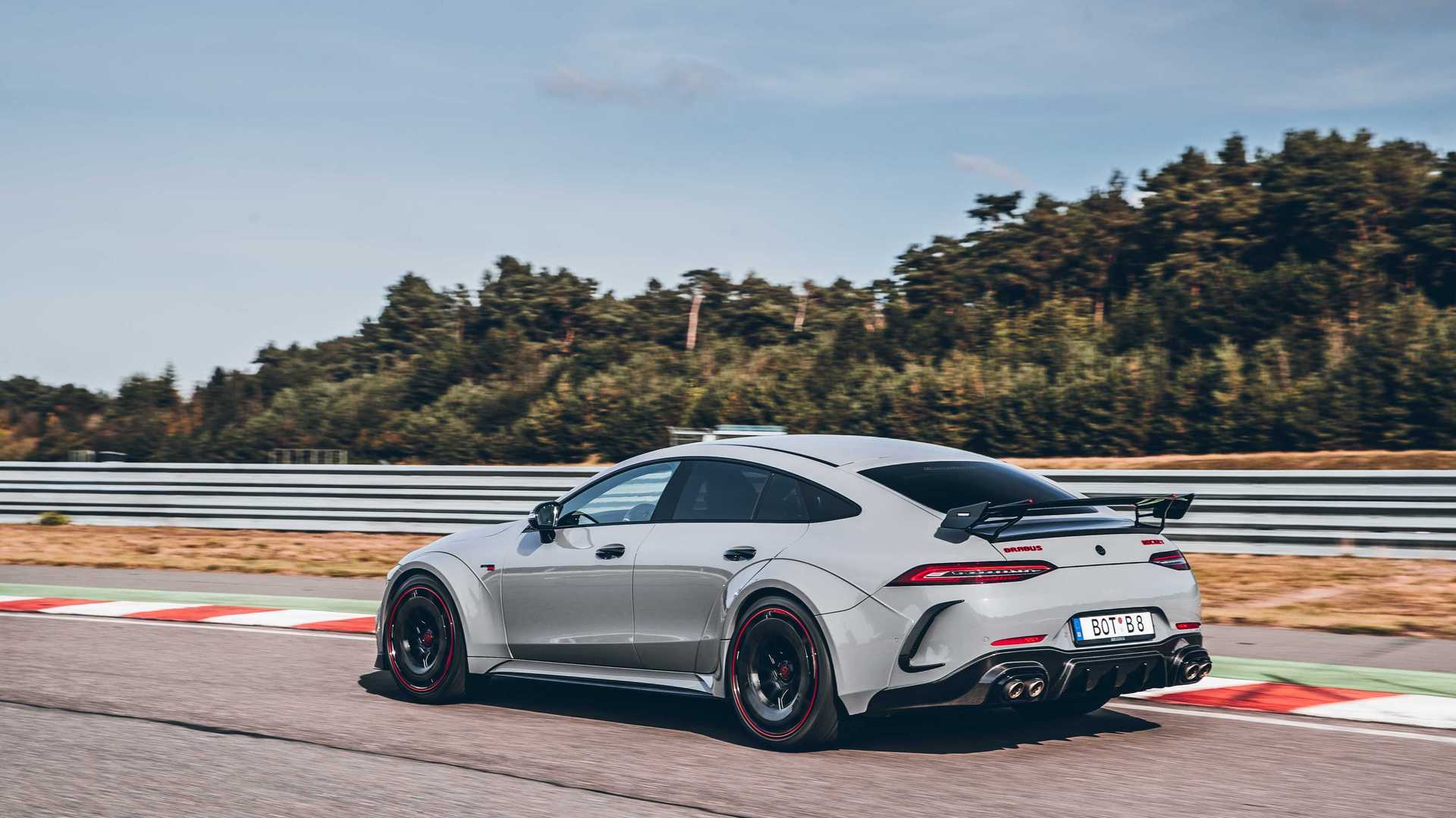 2020 - MERCEDES-AMG GT 63 S 4-DOOR BRABUS ROCKET 900 'ONE OF TEN', foto 35