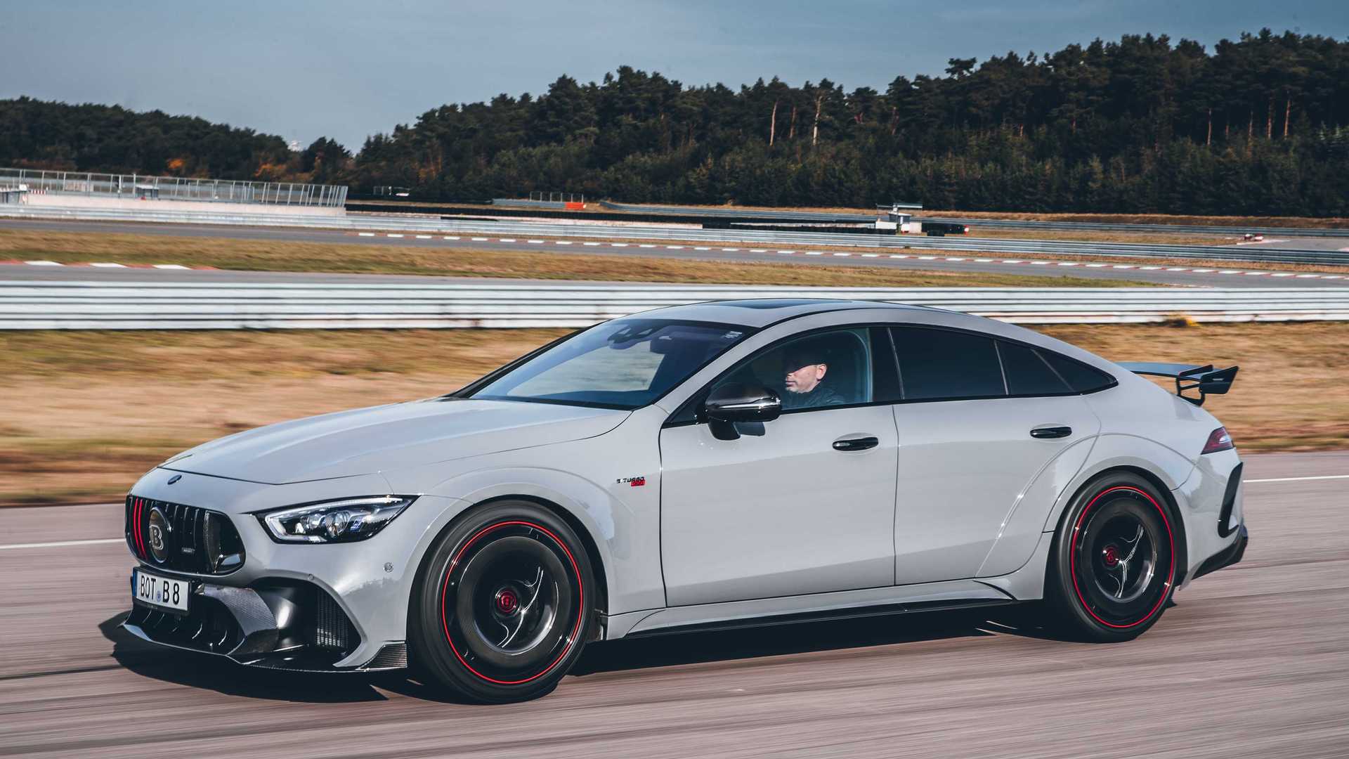 2020 - MERCEDES-AMG GT 63 S 4-DOOR BRABUS ROCKET 900 'ONE OF TEN', foto 36
