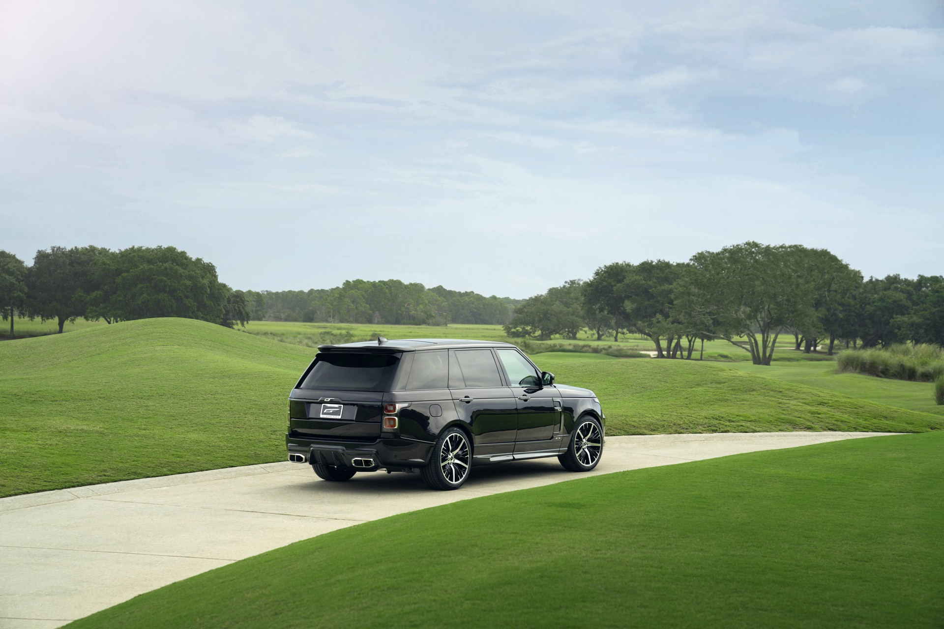 2020 - RANGE ROVER LWB SANDRINGHAM EDITION BY OVERFINCH, foto 3