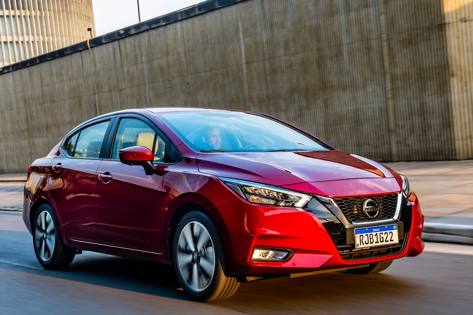 2021 - NISSAN VERSA, foto 30