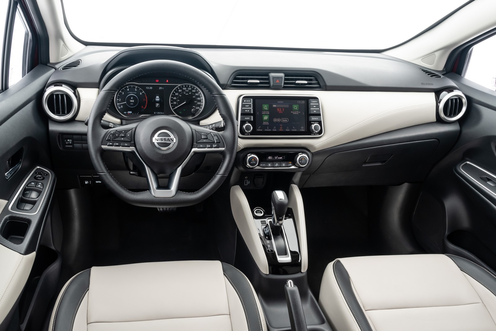 2021 - NISSAN VERSA, foto 39
