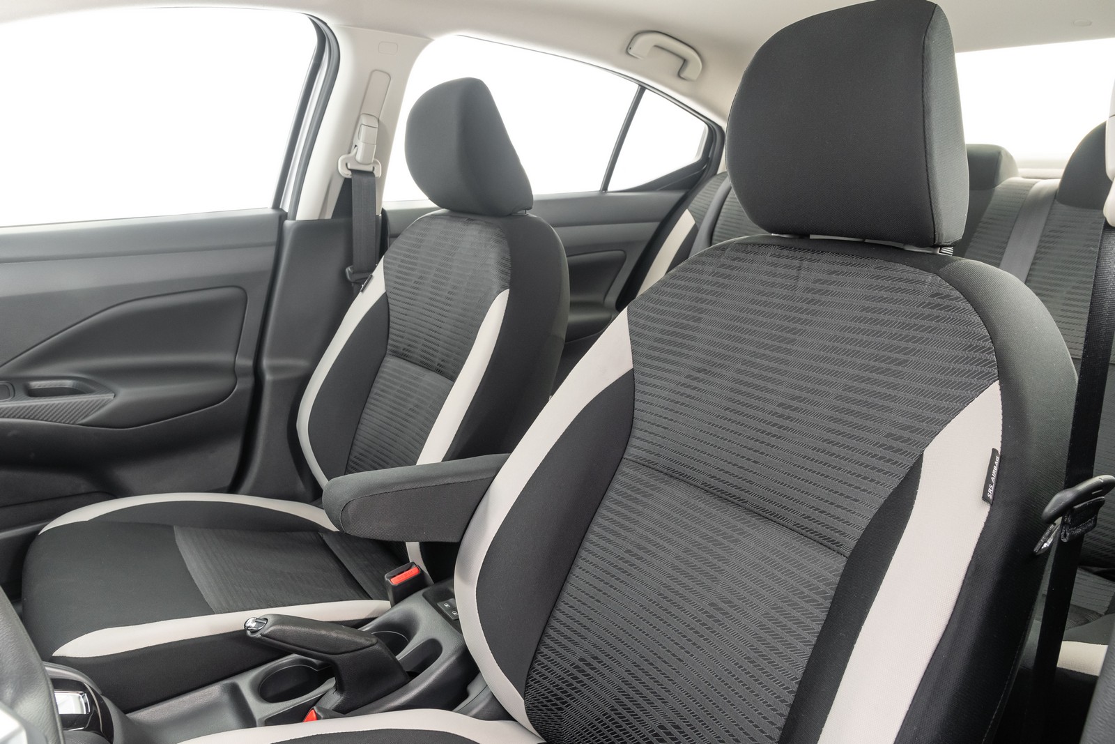 2021 - NISSAN VERSA, foto 82