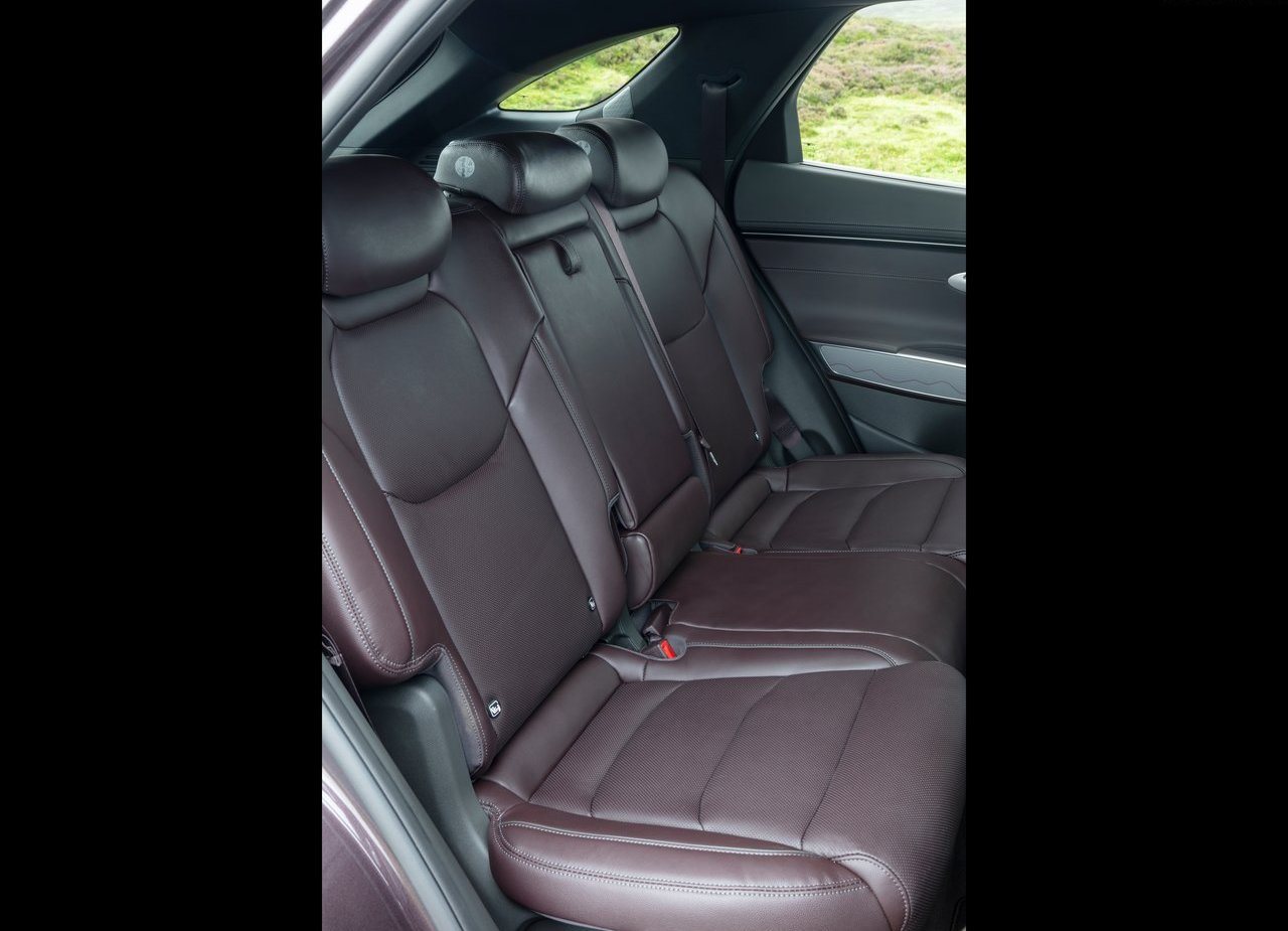 2021 - GENESIS GV70, foto 203